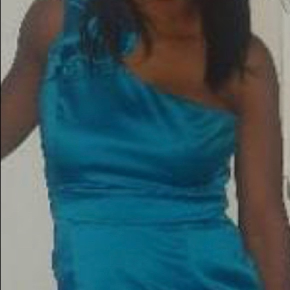 Dress - Picture 5 of 7